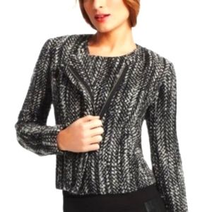 CAbi Over The Moon wool blend black white tweed chevron zip up cropped blazer 4